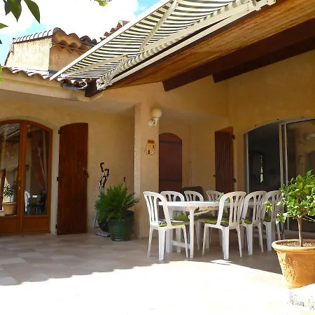 Holiday La Peguiere *